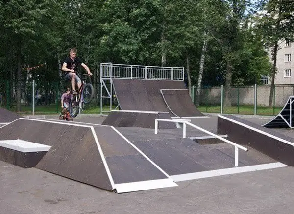 ein Ort, an dem man lernen kann, wie man sich auf dem Fahrrad vergnügt